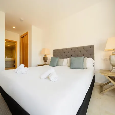 Penthouse With Stunning Sea&mountain Views In Benahavís * Estepona